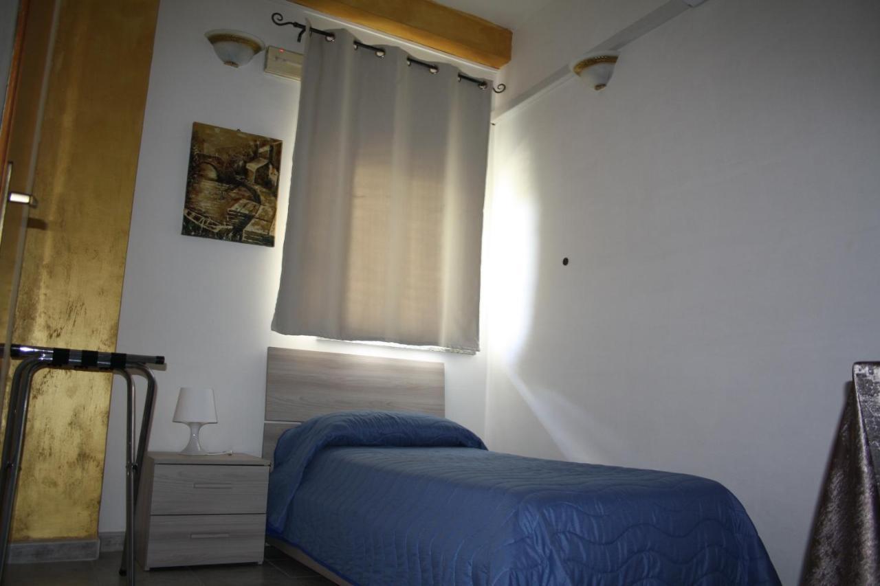 B&B Borgo Pileri Mazzarino Exterior foto